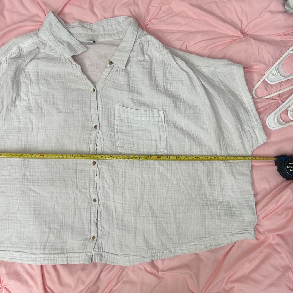 Old Navy Off-White Casual Button-Down Shirt - Picture 8 of 9